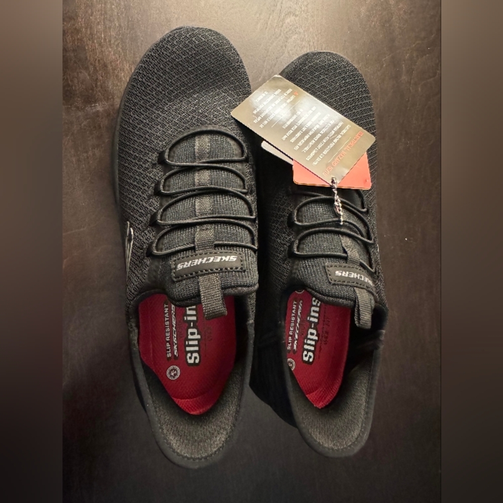 SKECHERS HANDS FREE SLIP-INS